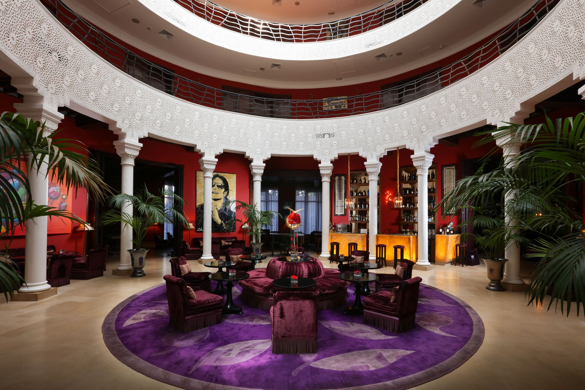 LOBBY PEARL